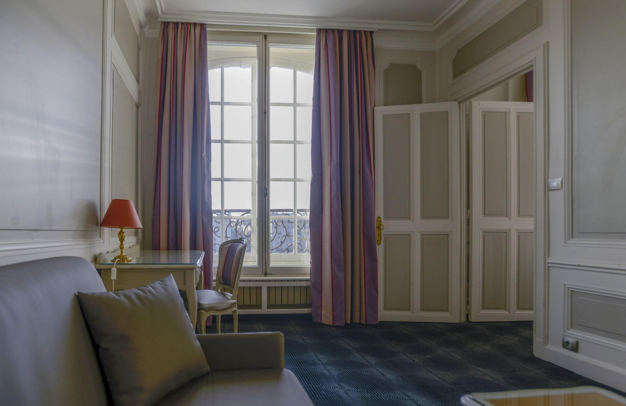 Grand Hotel De La Reine - Place Stanislas Nancy Zewnętrze zdjęcie